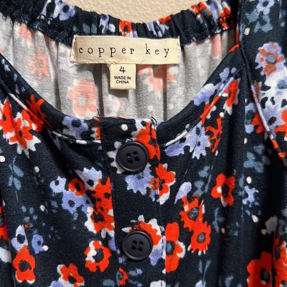 Copper Key Floral Romper - Picture 4 of 7